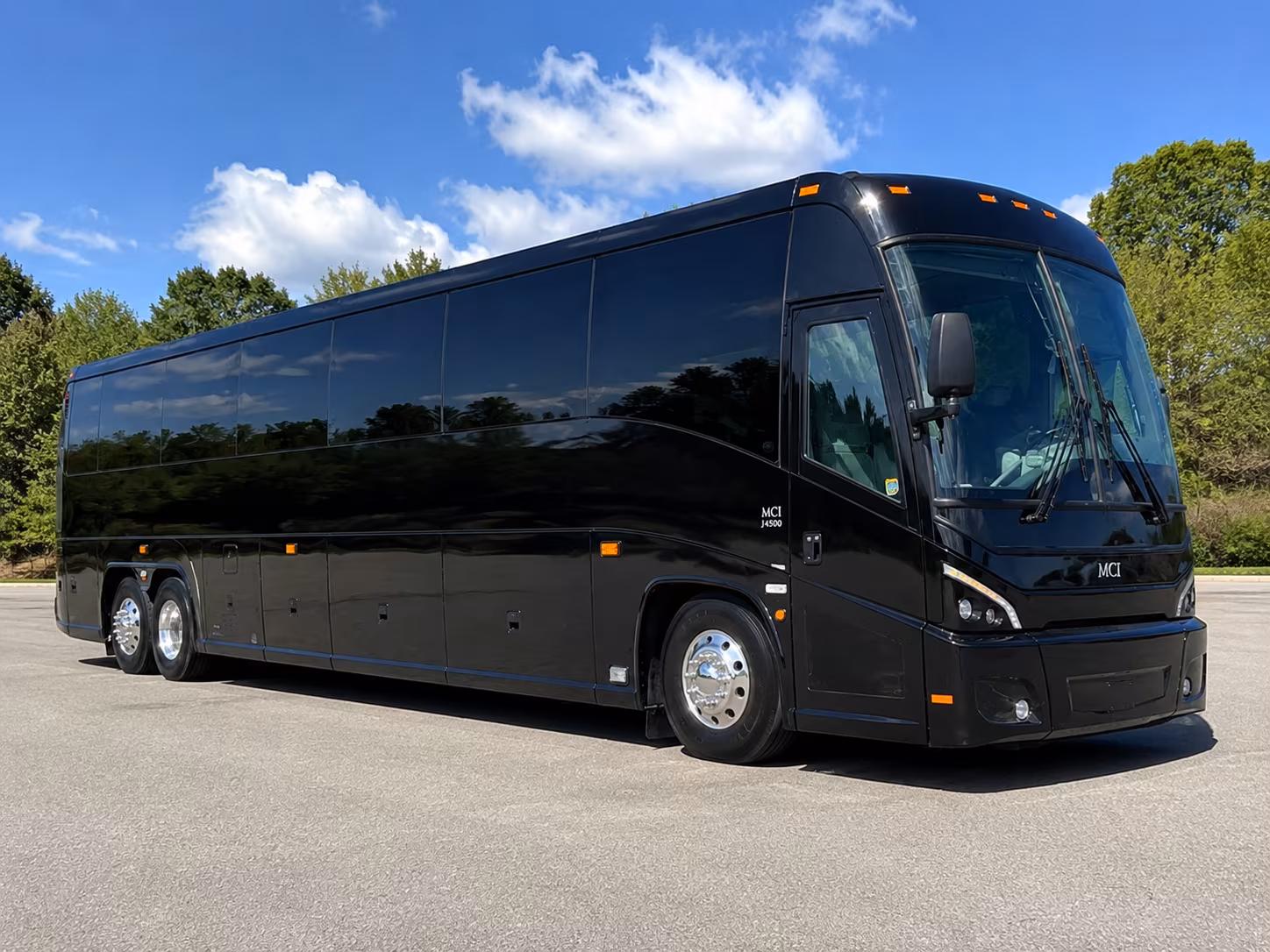 moving your group to wade stadium for dukes and huskies games